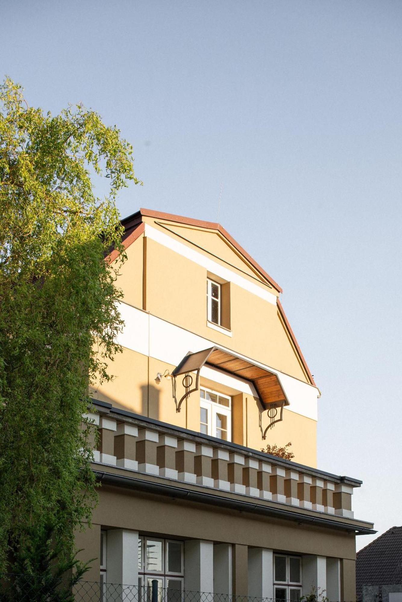 Vila Nmnm Nove Mesto na Morave Exterior foto